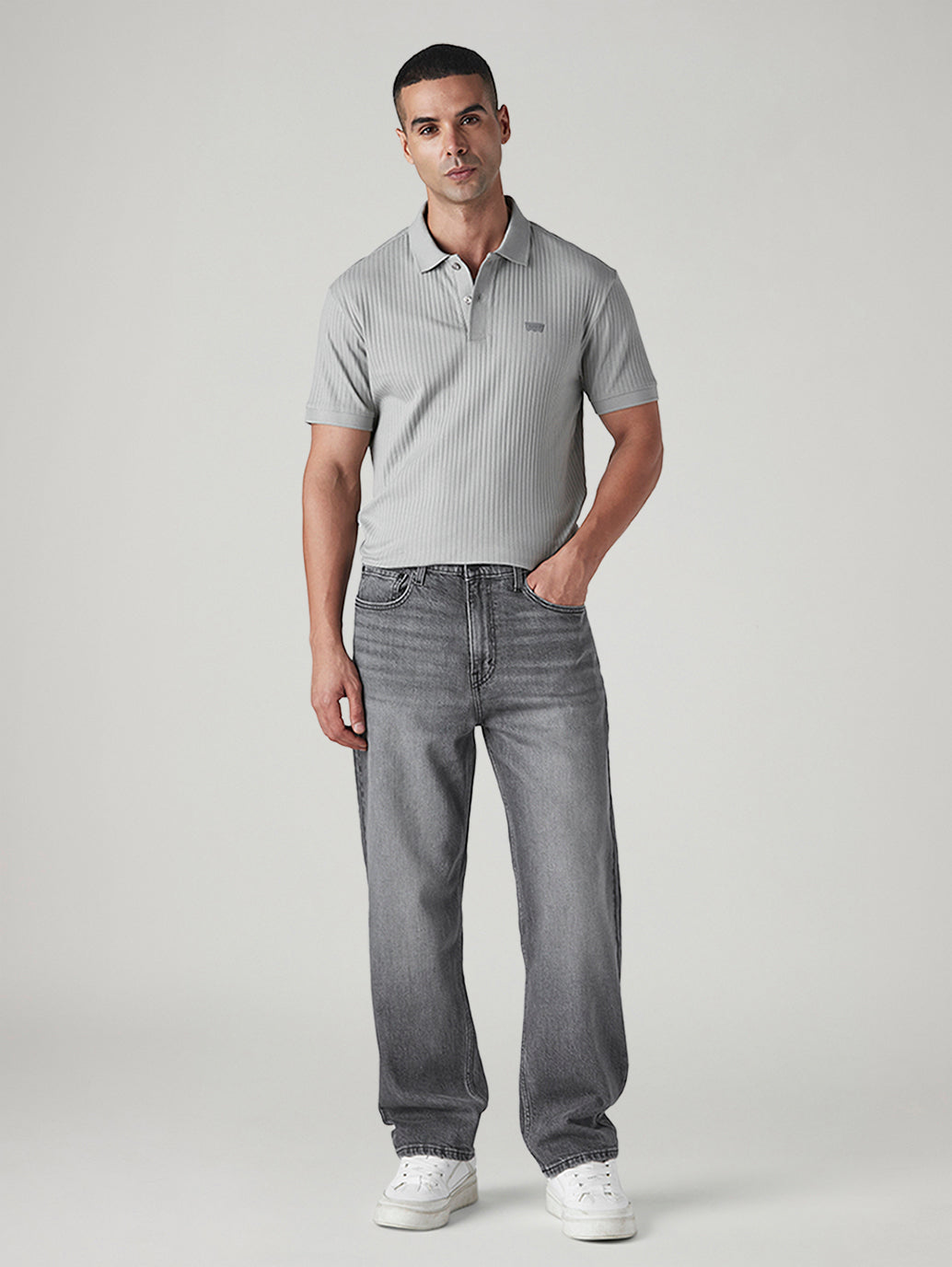 Men's 568 Grey Loose Fit Mid Rise Jeans - Front View