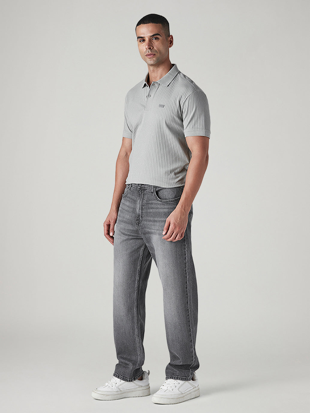 Men's 568 Grey Loose Fit Mid Rise Jeans - Side View