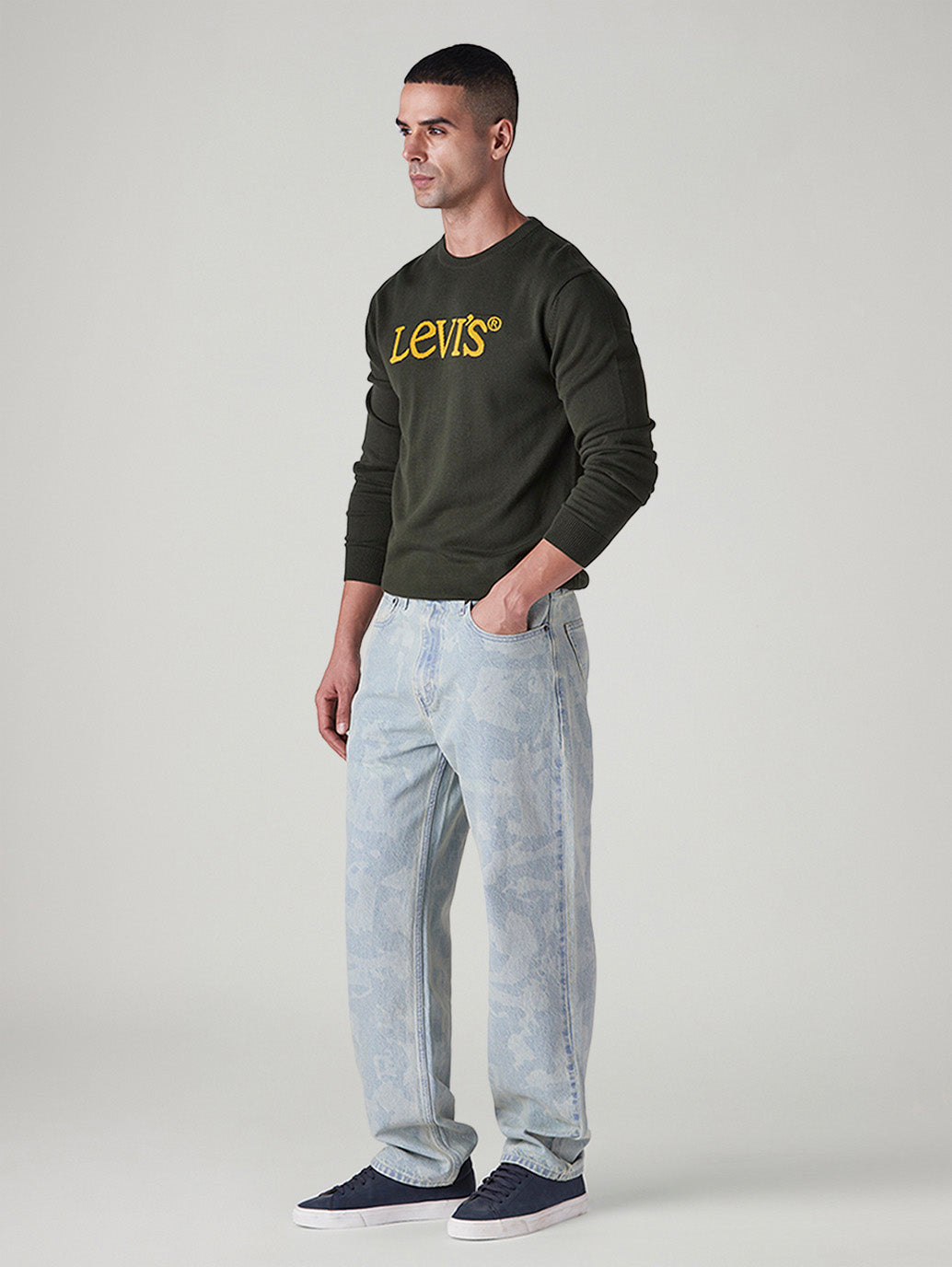 Men's 568 Light Blue Loose Fit Mid Rise Jeans - Side View