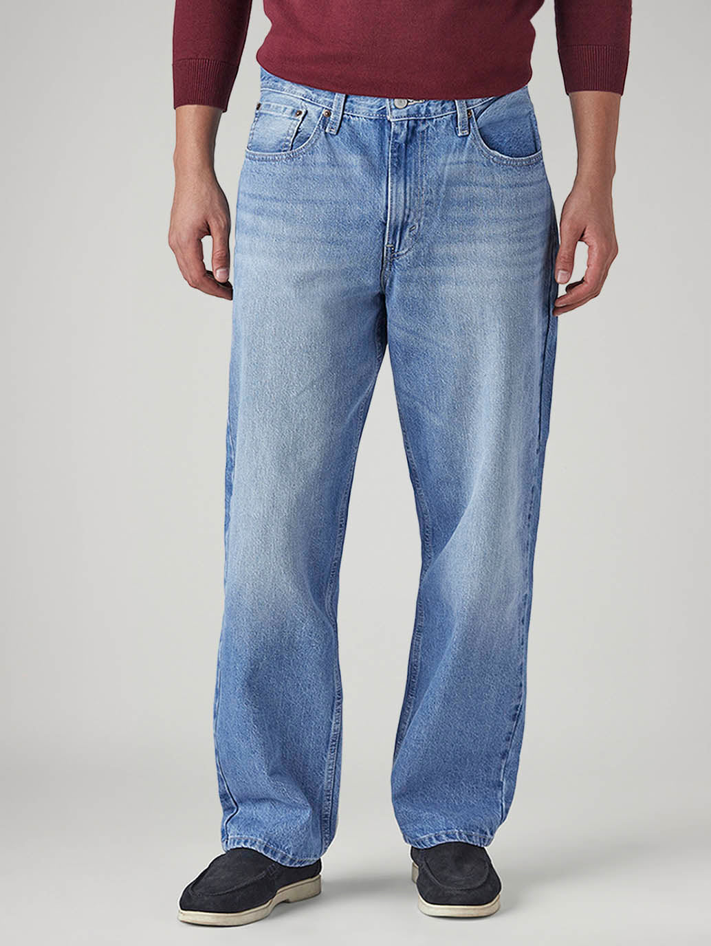 Men's 568 Light Blue Loose Fit Mid Rise Jeans - Front View