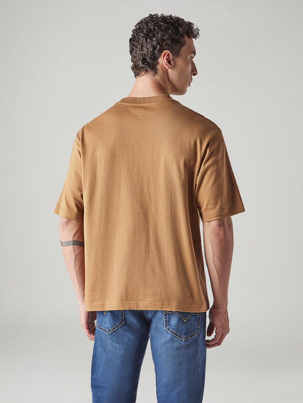 Men's Solid Loose Fit Jersey T-Shirt - Back View