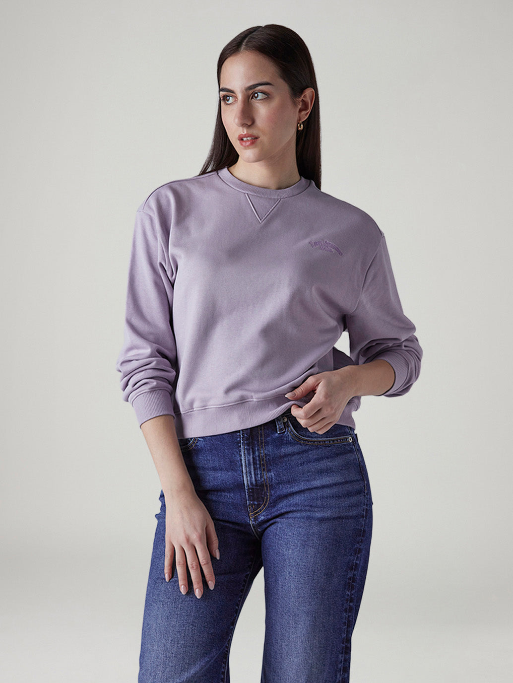 Women's Solid Regular Fit Sweatshirt
