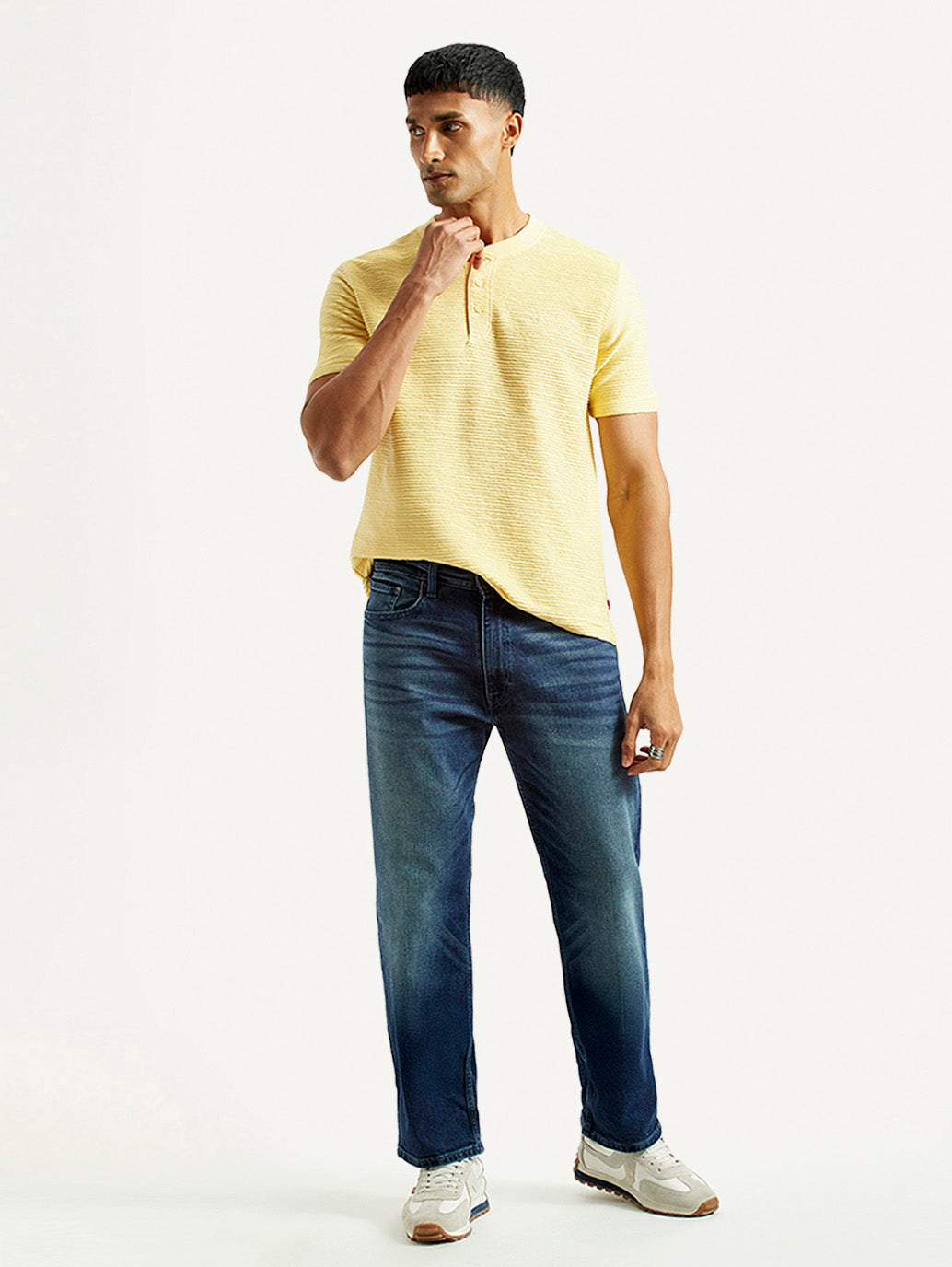 Men's 555 Blue Relaxed Straight Fit Mid Rise Jeans - Styleshot View