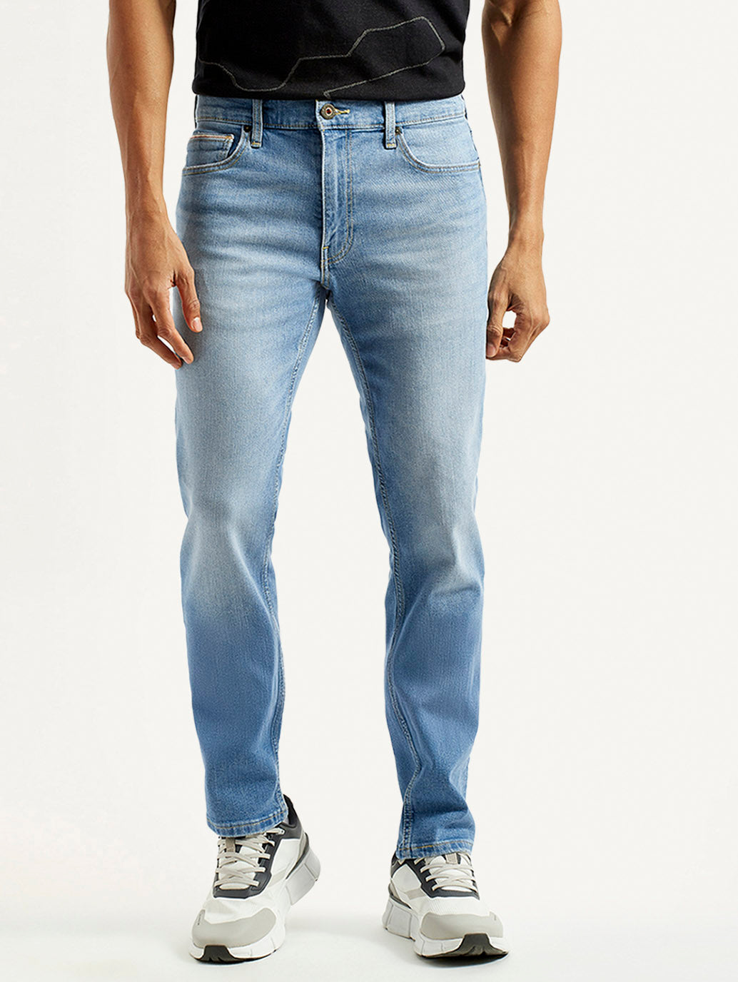 Men's 511 Light Blue Slim Fit Mid Rise Jeans - Front View