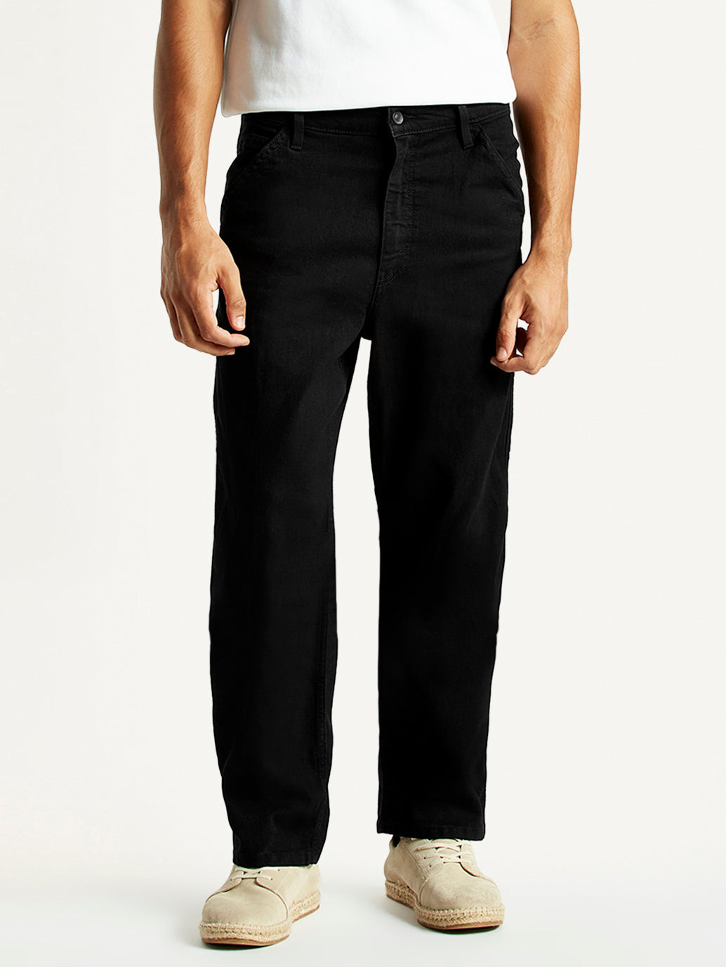 Men's 568 Black Loose Straight Fit Mid Rise Carpenter Jeans - Front View