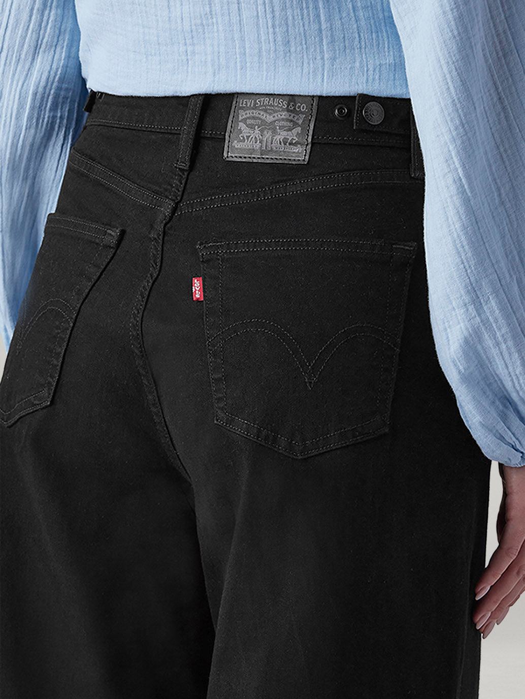 Women's Black Baggy Fit High Rise Cinched Jeans - 20 View