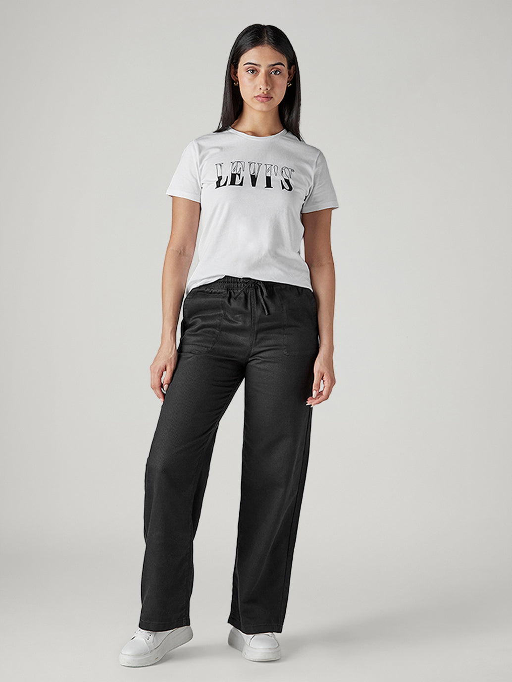 Women's Black Straight Fit Mid Rise Cargos