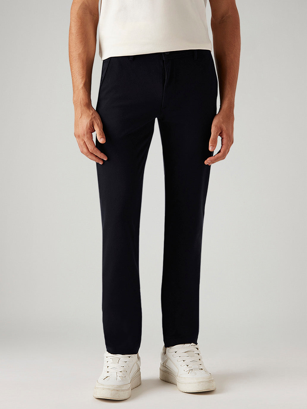 Men's 511 Black Slim Fit Mid Rise Tech Pant - Front View