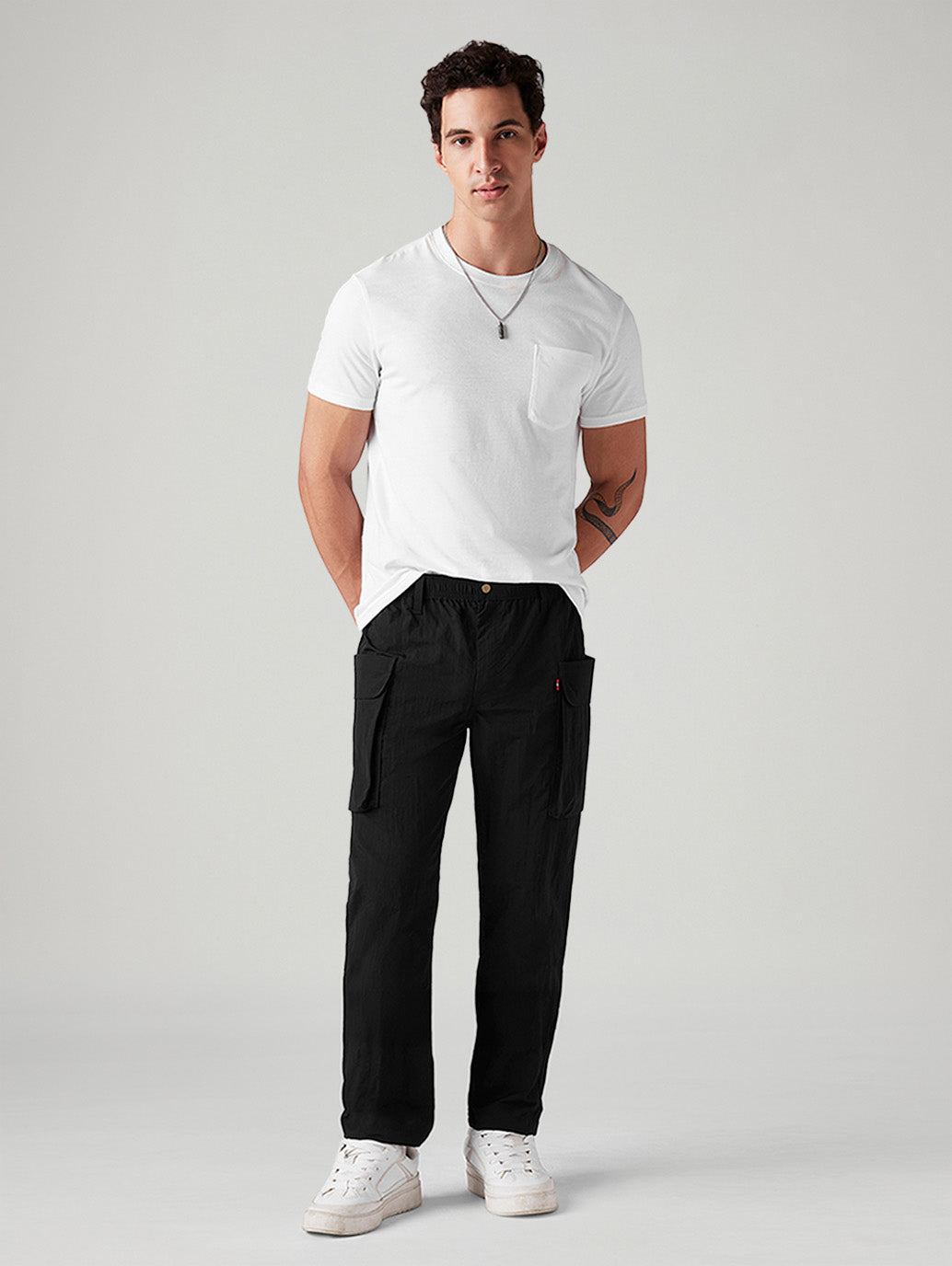 Men's Black Authentic Relaxed Straight Fit Mid Rise Commuter Cargos