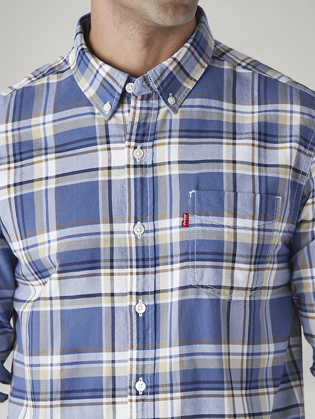 Men's Checkered Slim Fit Oxford Shirt - Detail View
