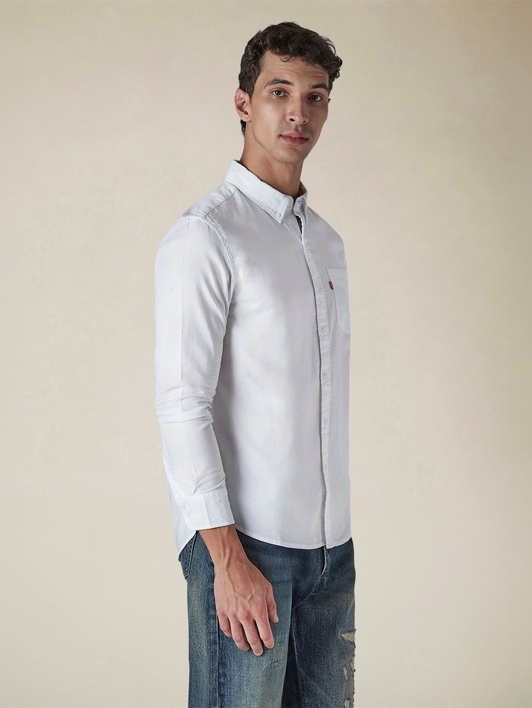 Men's Solid Button Down Collar Slim Fit Oxford Shirt - Side View