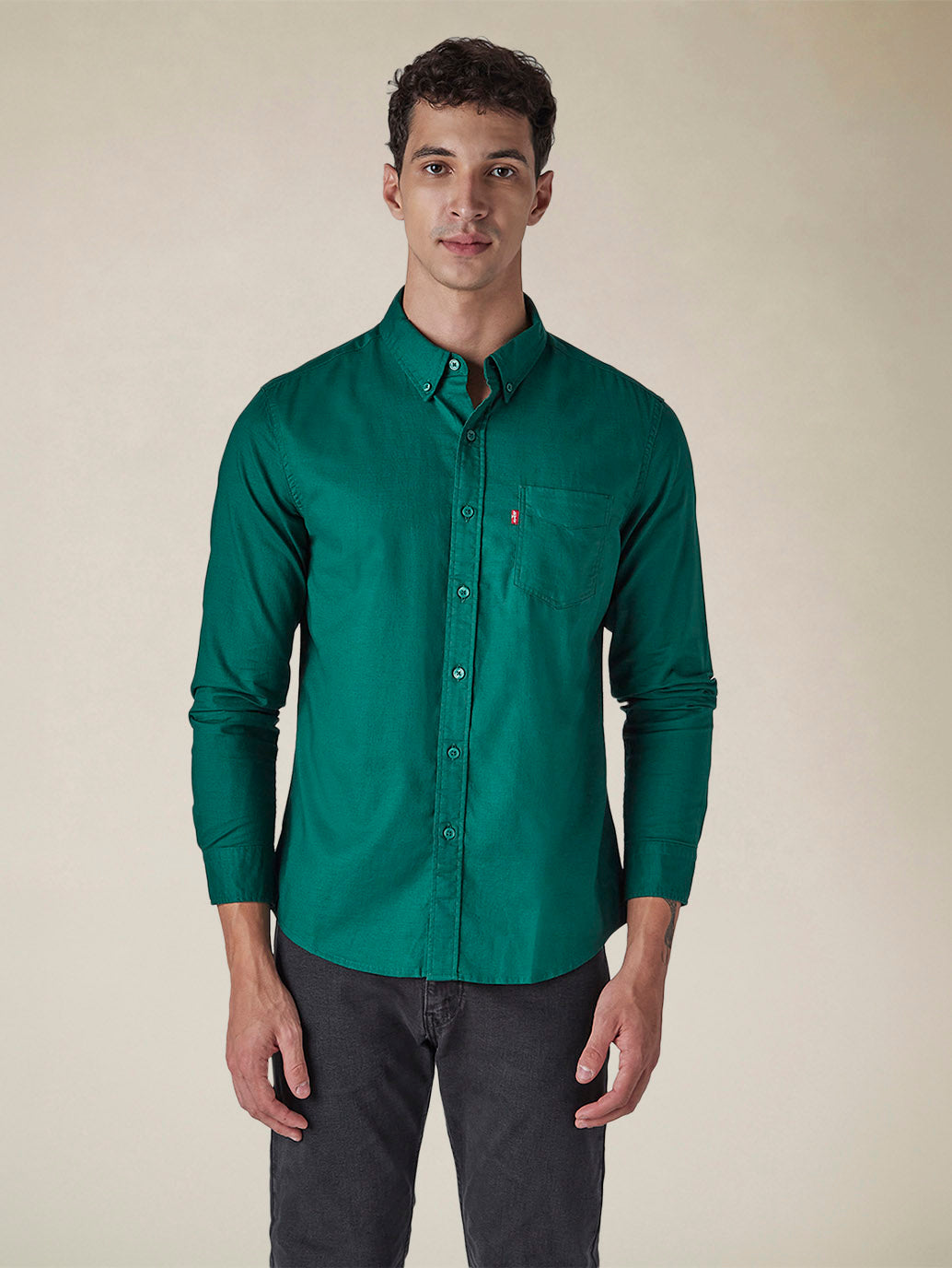 Men's Solid Button Down Collar Slim Fit Oxford Shirt - Front View