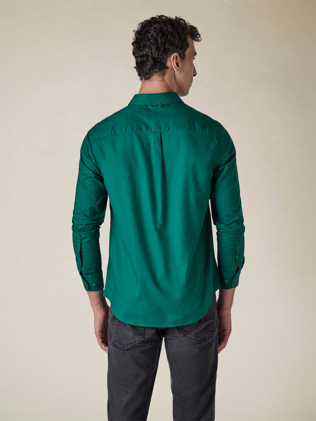Men's Solid Button Down Collar Slim Fit Oxford Shirt - Back View