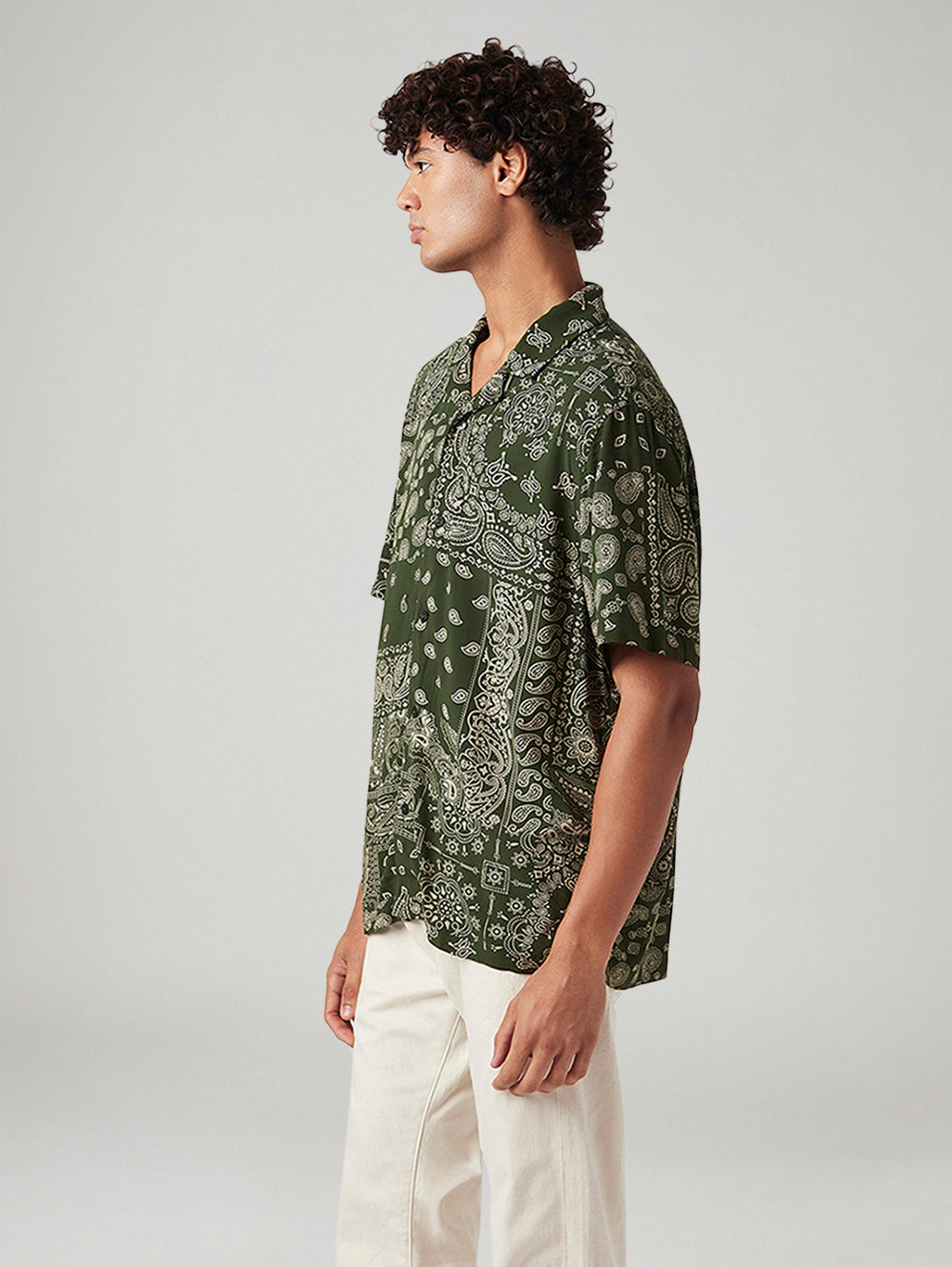 Men's Paisley Relaxed Fit Resort Collar Shirt - Side View