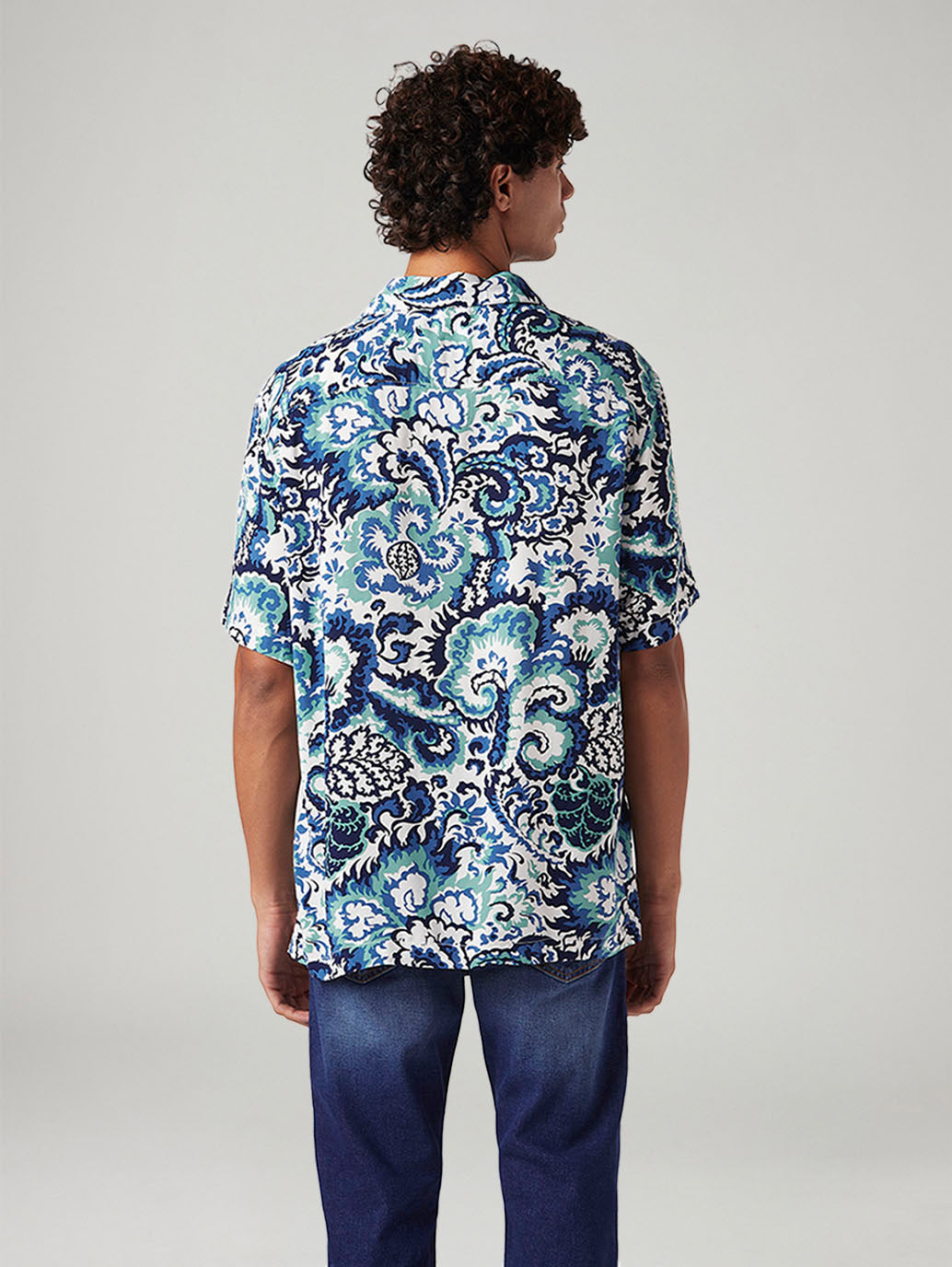 Men's Printed Relaxed Fit Resort Collar Shirt - Back View