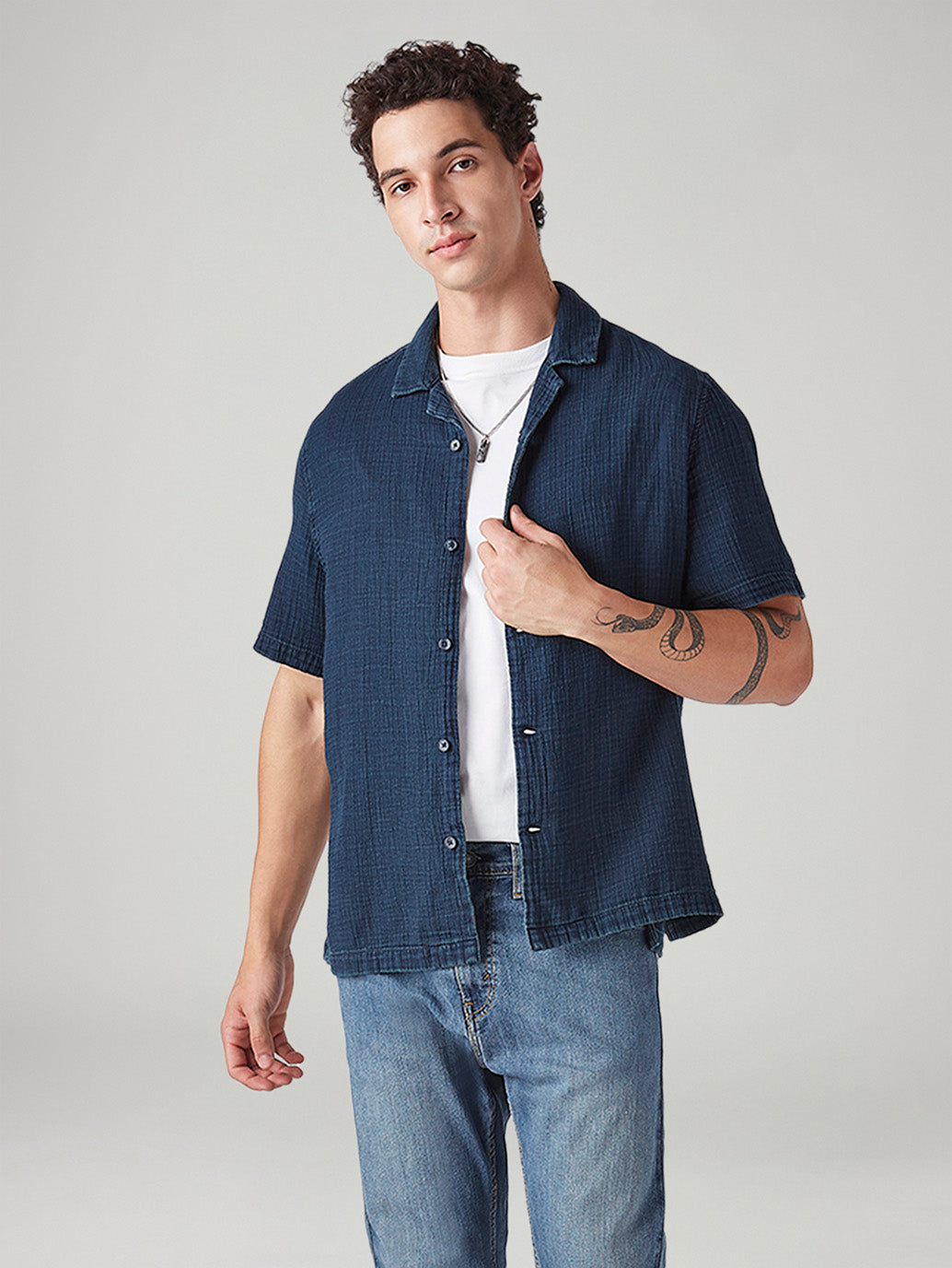 Men's Solid Relaxed Fit Textured Shirt