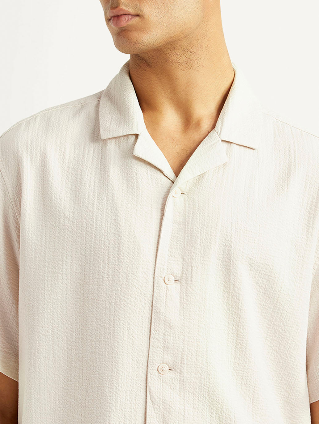 Men's Textured Off-White Relaxed Fit Camp Shirt - Detail View