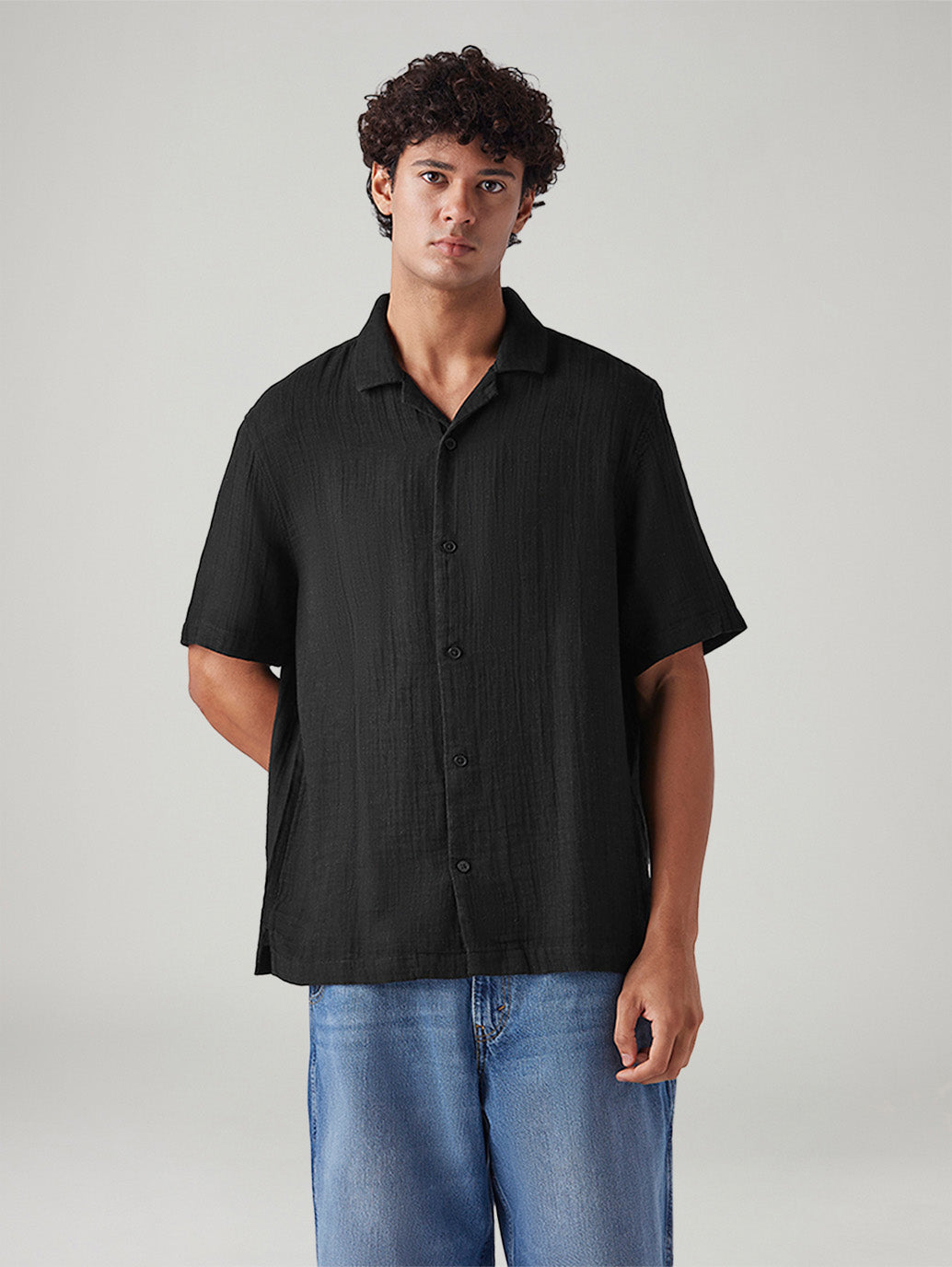 Men's Solid Relaxed Fit Resort Collar Shirt - Front View