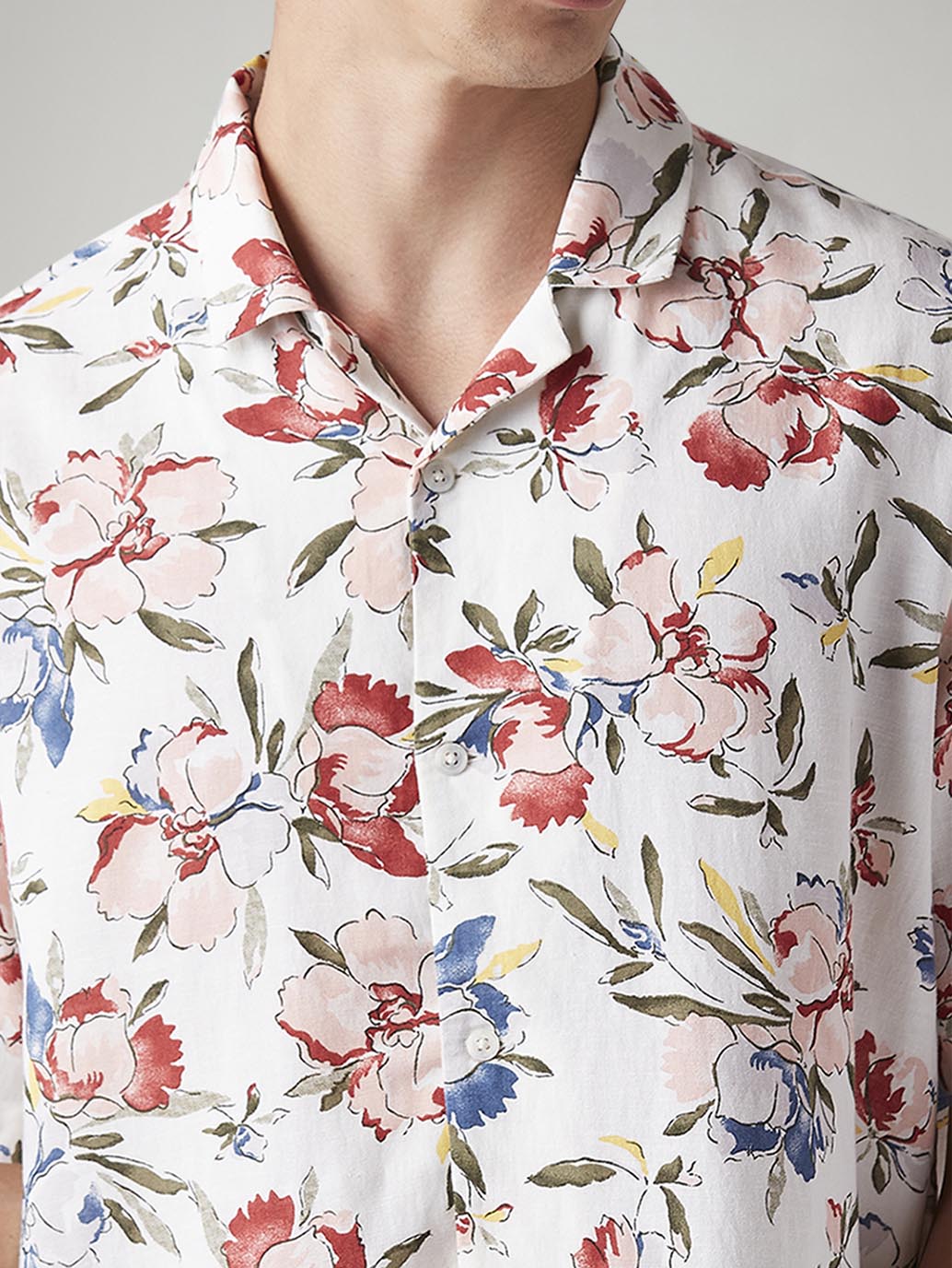 Men's Floral Relaxed Fit Shirt - Detail View