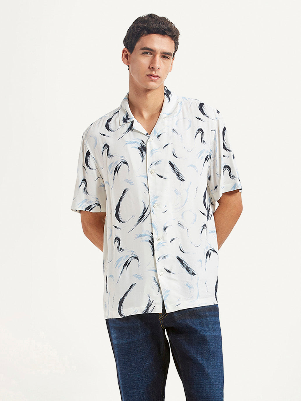 Men's Abstract Print White Relaxed Fit Camp Shirt