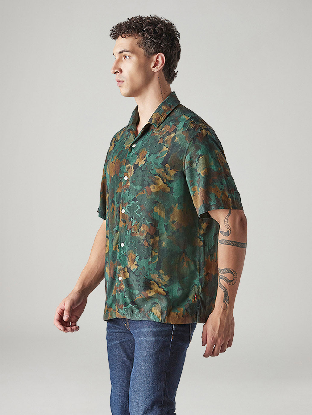 Men's Printed Relaxed Fit Resort Collar Shirt - Side View