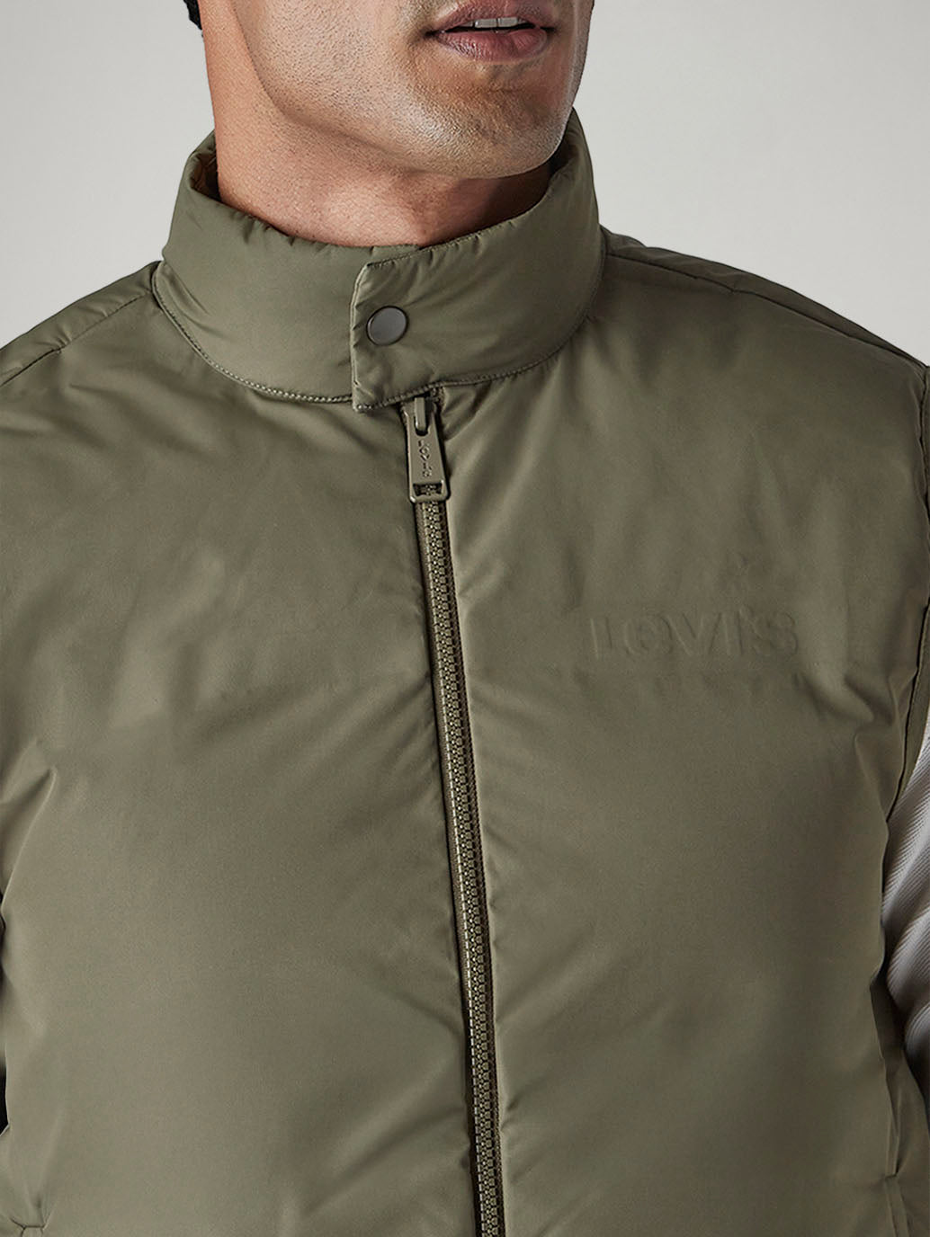 Men's Solid Slim Fit Puffer Jacket - 20 View