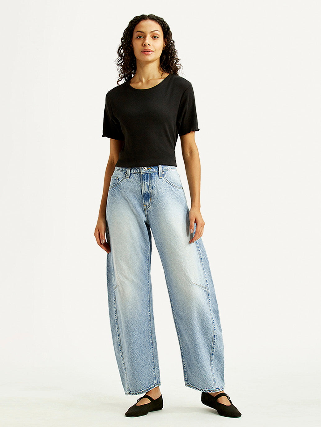 Women's Light Indigo Baggy Dad Barrel Fit High Rise Jeans - Front View