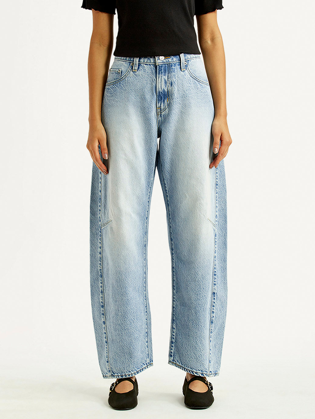 Women's Light Indigo Baggy Dad Barrel Fit High Rise Jeans - Front View