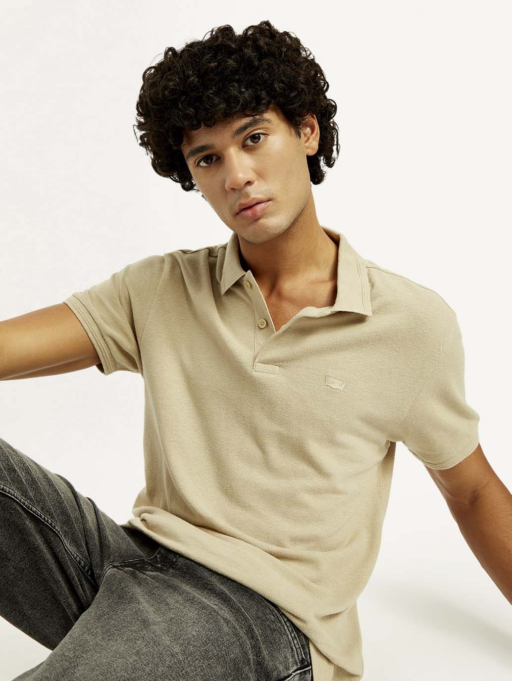 Men's Solid Slim Fit Polo Linen T-Shirt - Elevated View