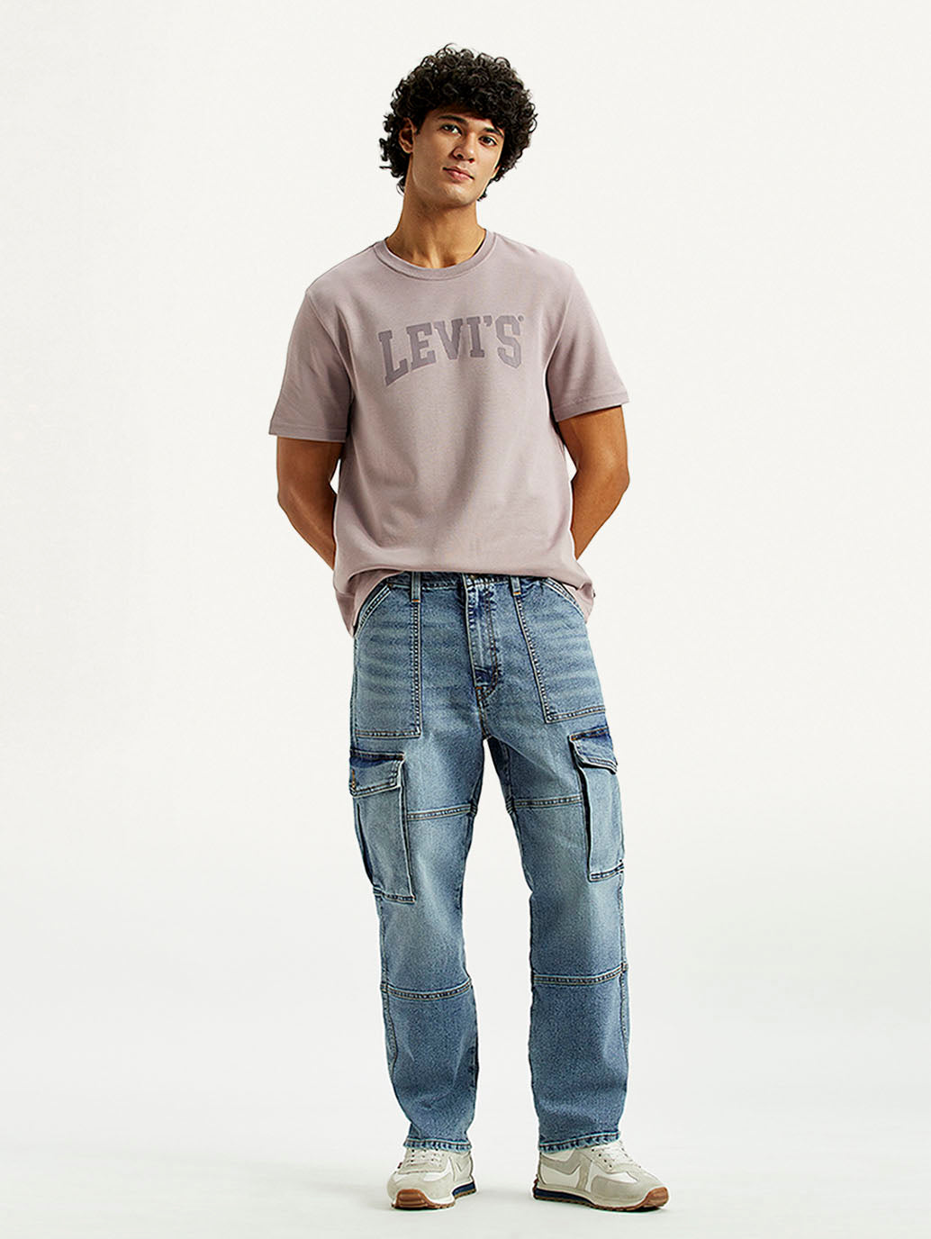 Men's 568 Mid Indigo Loose Fit Mid Rise Cargo Jeans - Styleshot View