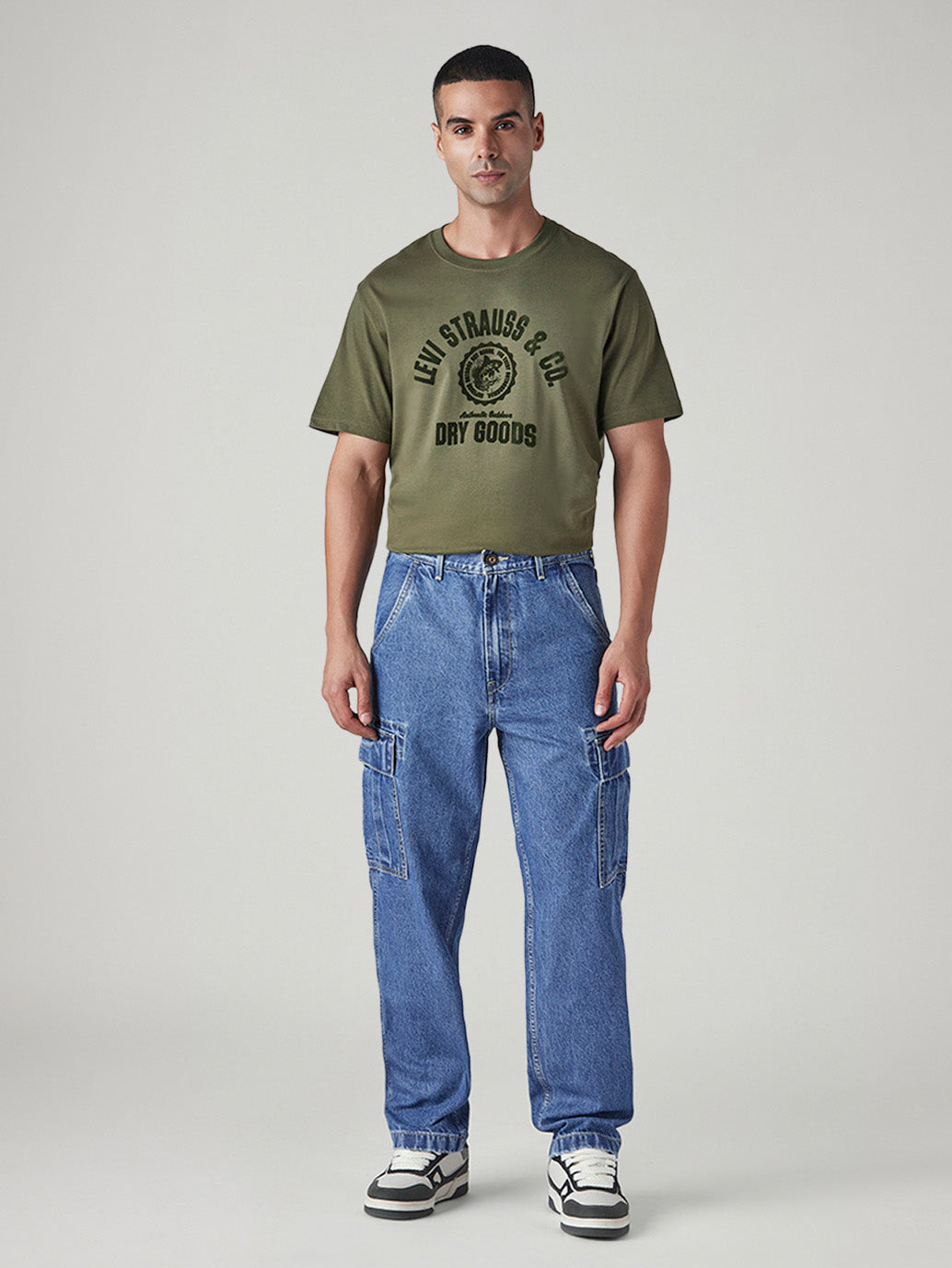 Men's 568 Blue Loose Fit Mid Rise Cargos - Front View