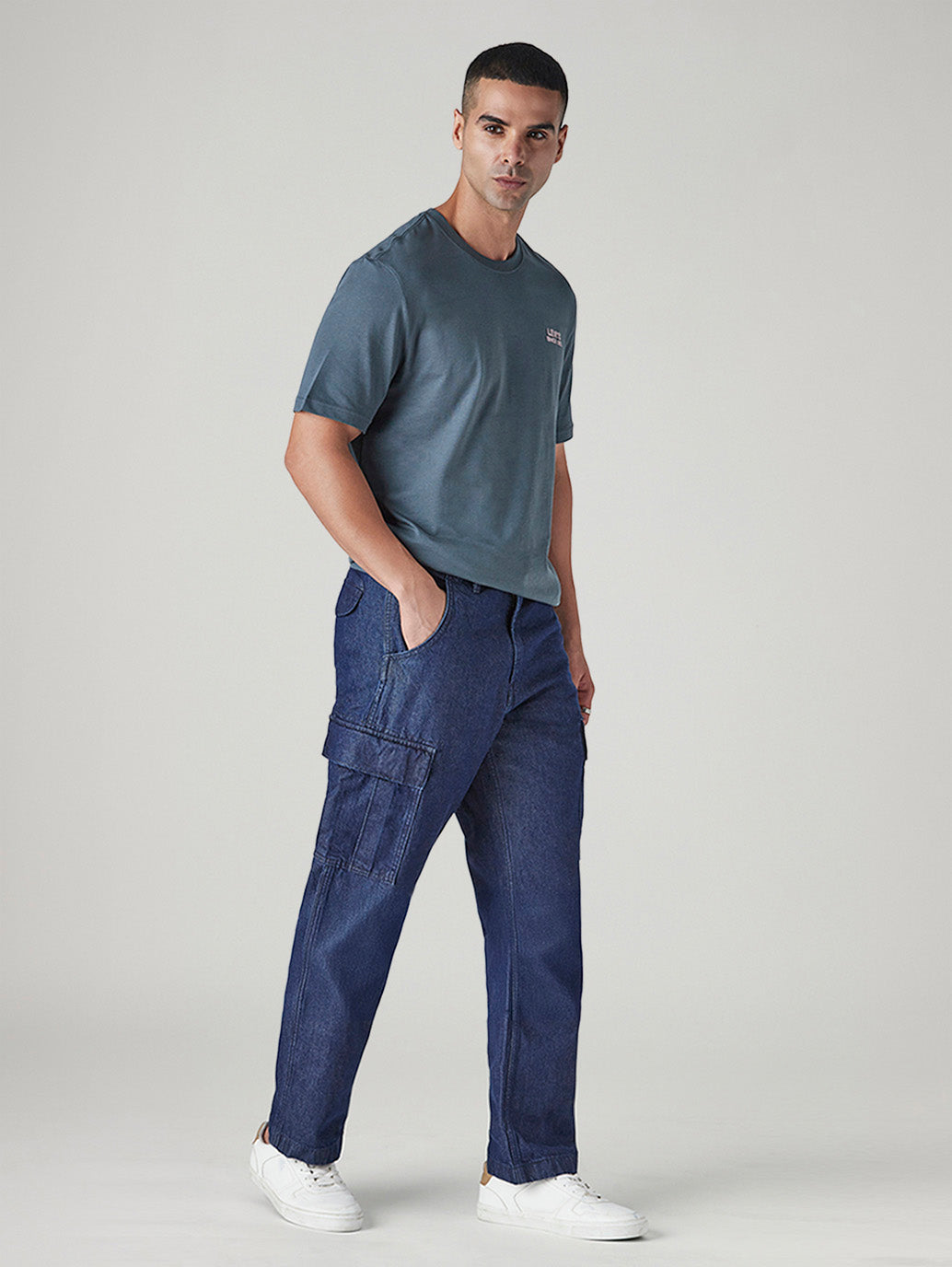 Men's 568 Blue Loose Fit Mid Rise Cargos