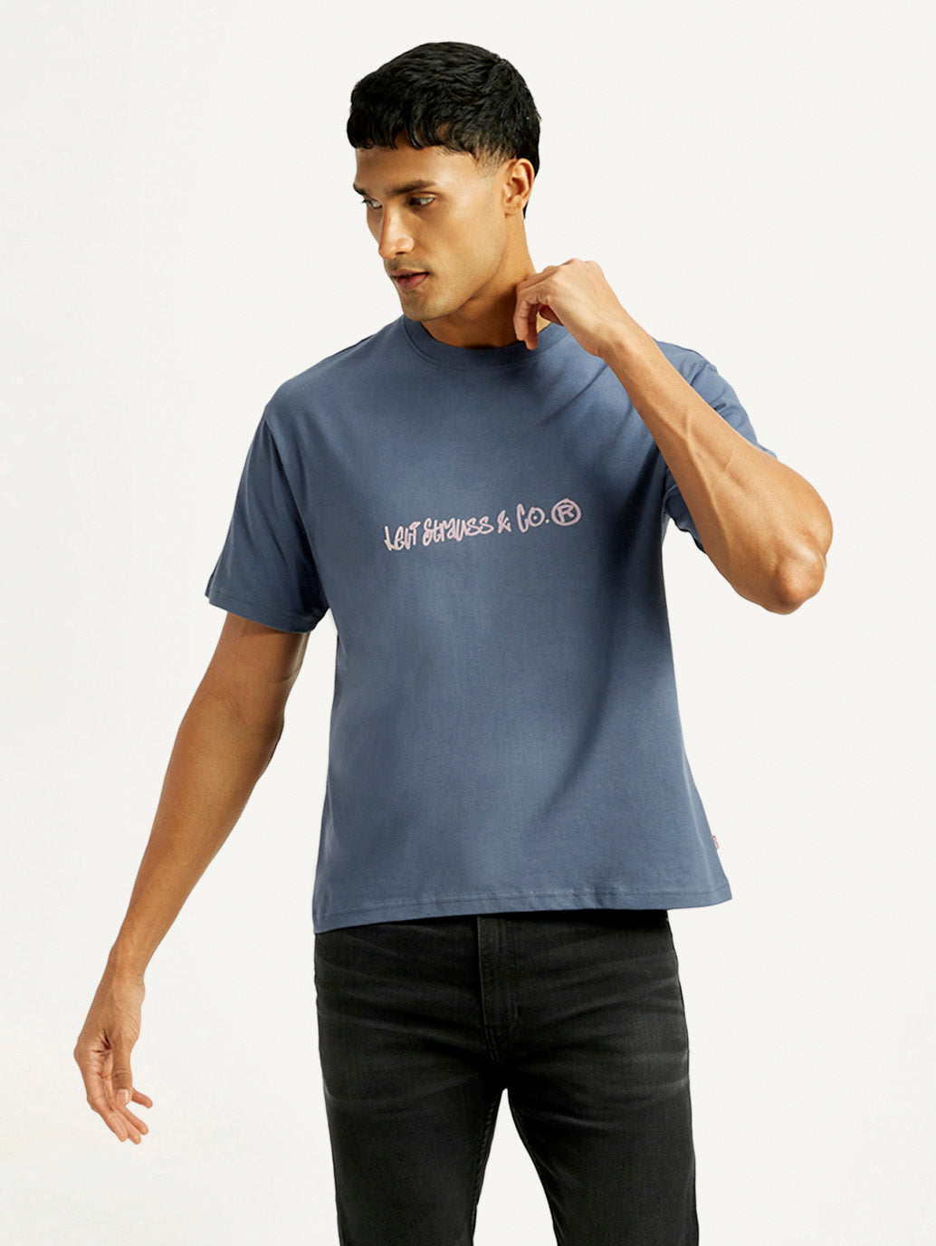 Men's Brand Logo Boxy Fit T-shirt - Styleshot View