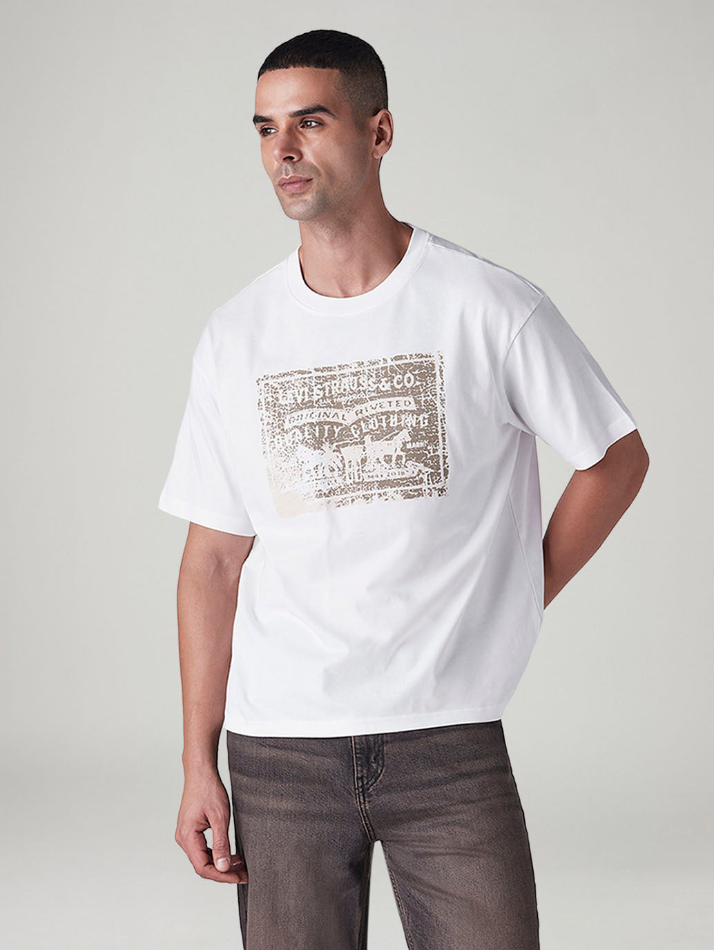 Men's Graphic Boxy Fit Jersey T-Shirt - 20 View