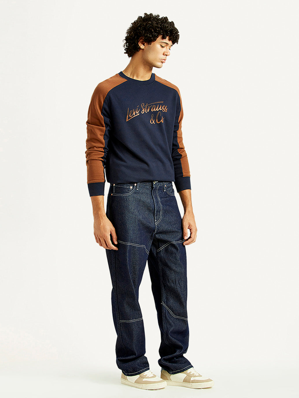 Men's 568 Dark Indigo Loose Fit Mid Rise Jeans - Side View