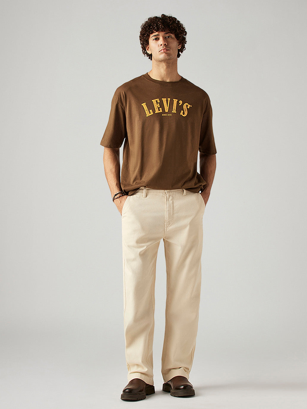 Men's Cream Loose Fit Mid Rise Chinos