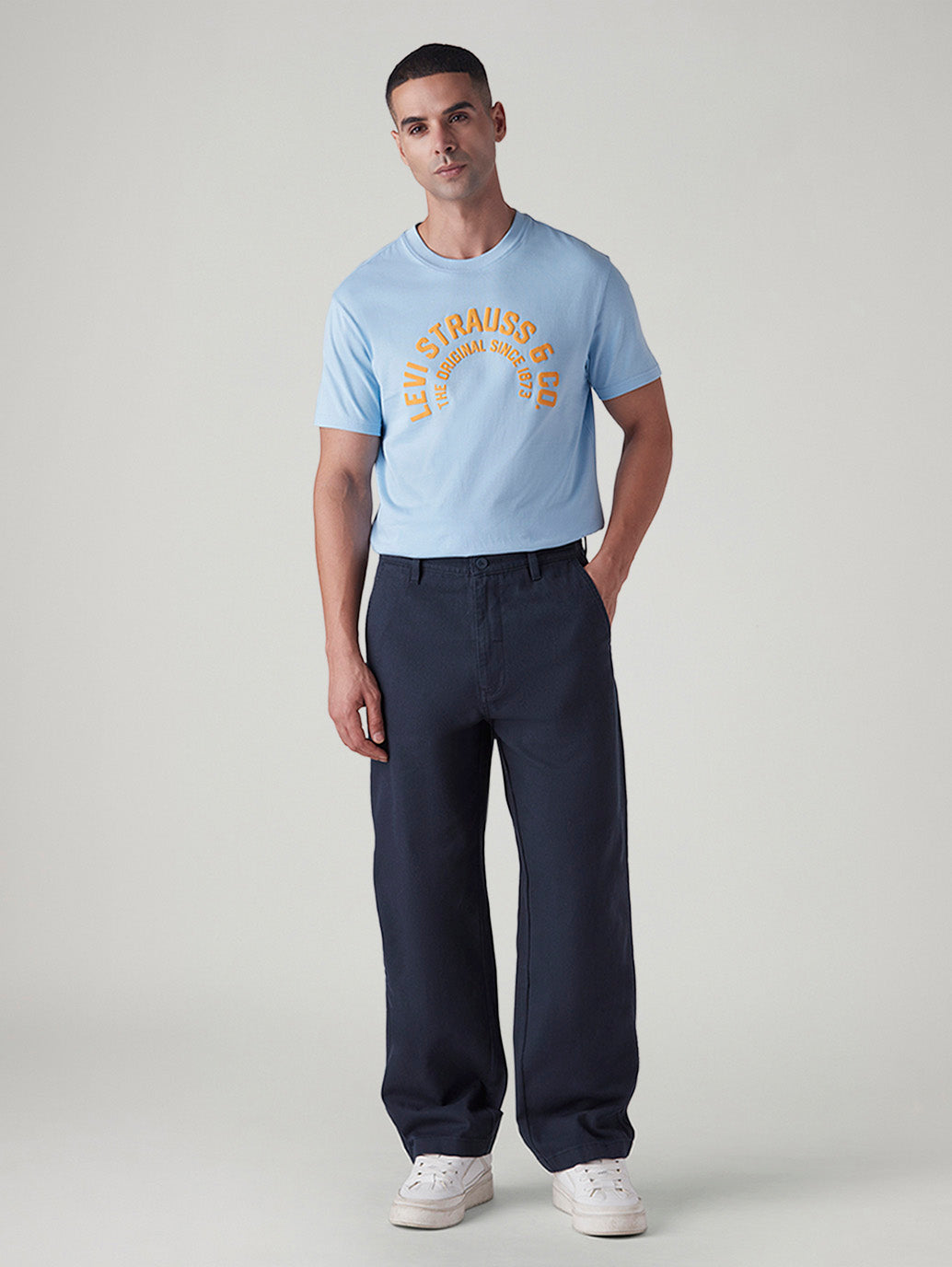 Men's Navy Loose Fit Mid Rise Chinos