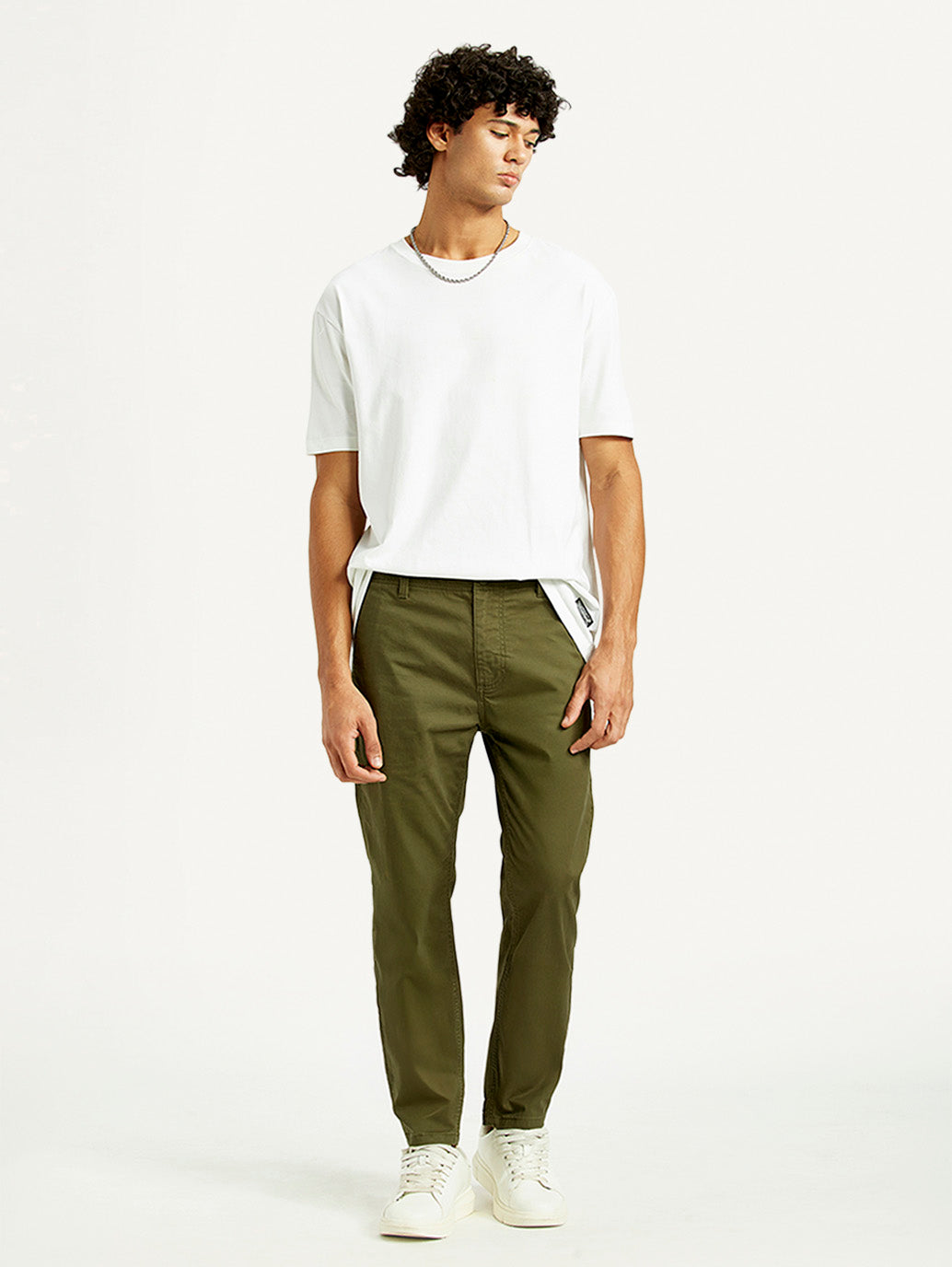 Men's 512 Olive Slim Tapered Fit Mid Rise Chinos - Styleshot View