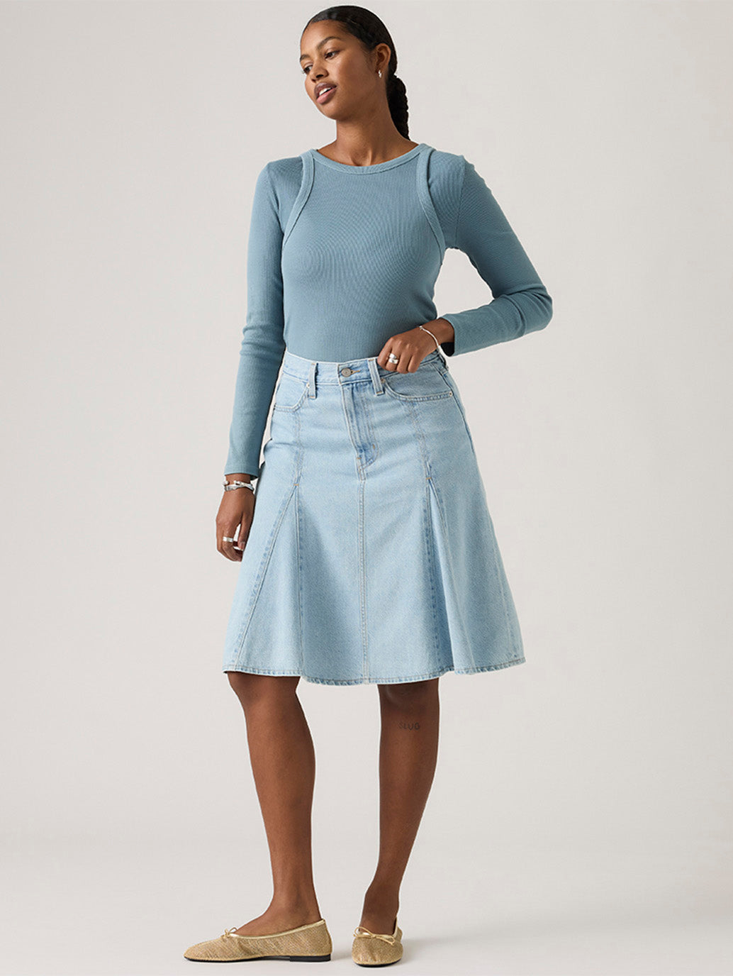 Levi's Women's Godet Knee Length Skirt - Styleshot View