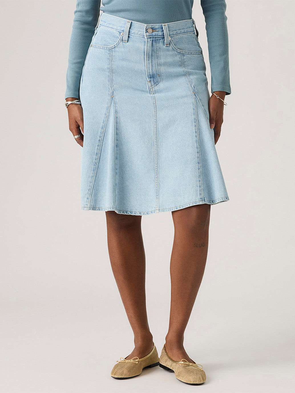 Levi's Women's Godet Knee Length Skirt - Front View