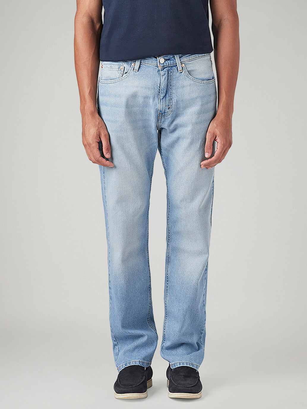 Men's 505 Light Blue Straight Fit Mid Rise Jeans - Front View