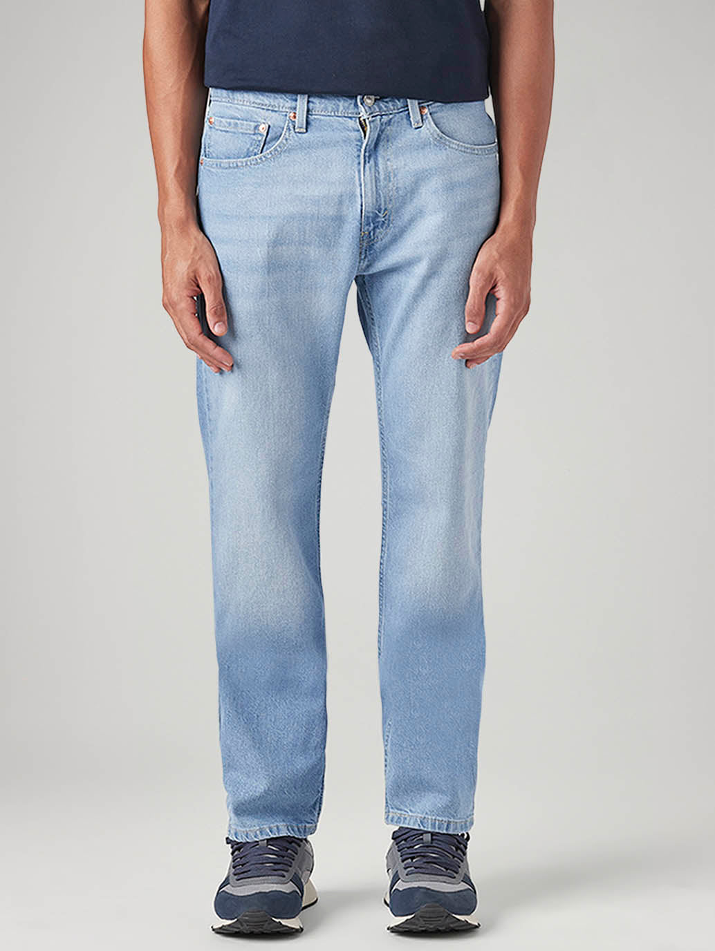 Men's 505 Light Blue Straight Fit Mid Rise Jeans - Front View