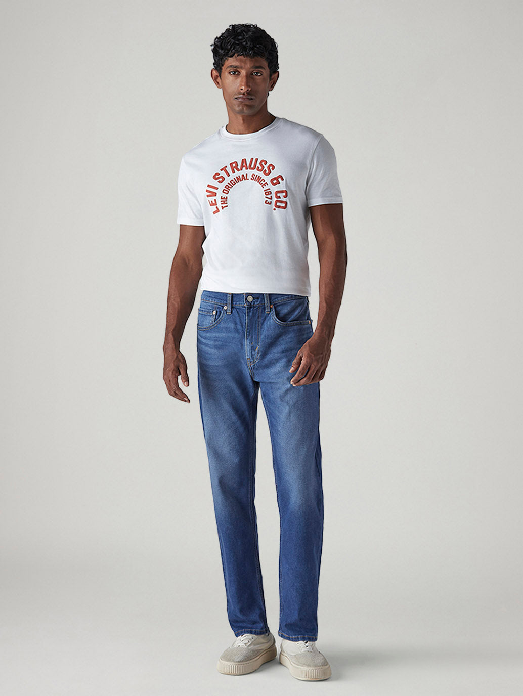 Men's 505 Blue Straight Fit Mid Rise Jeans - Front View