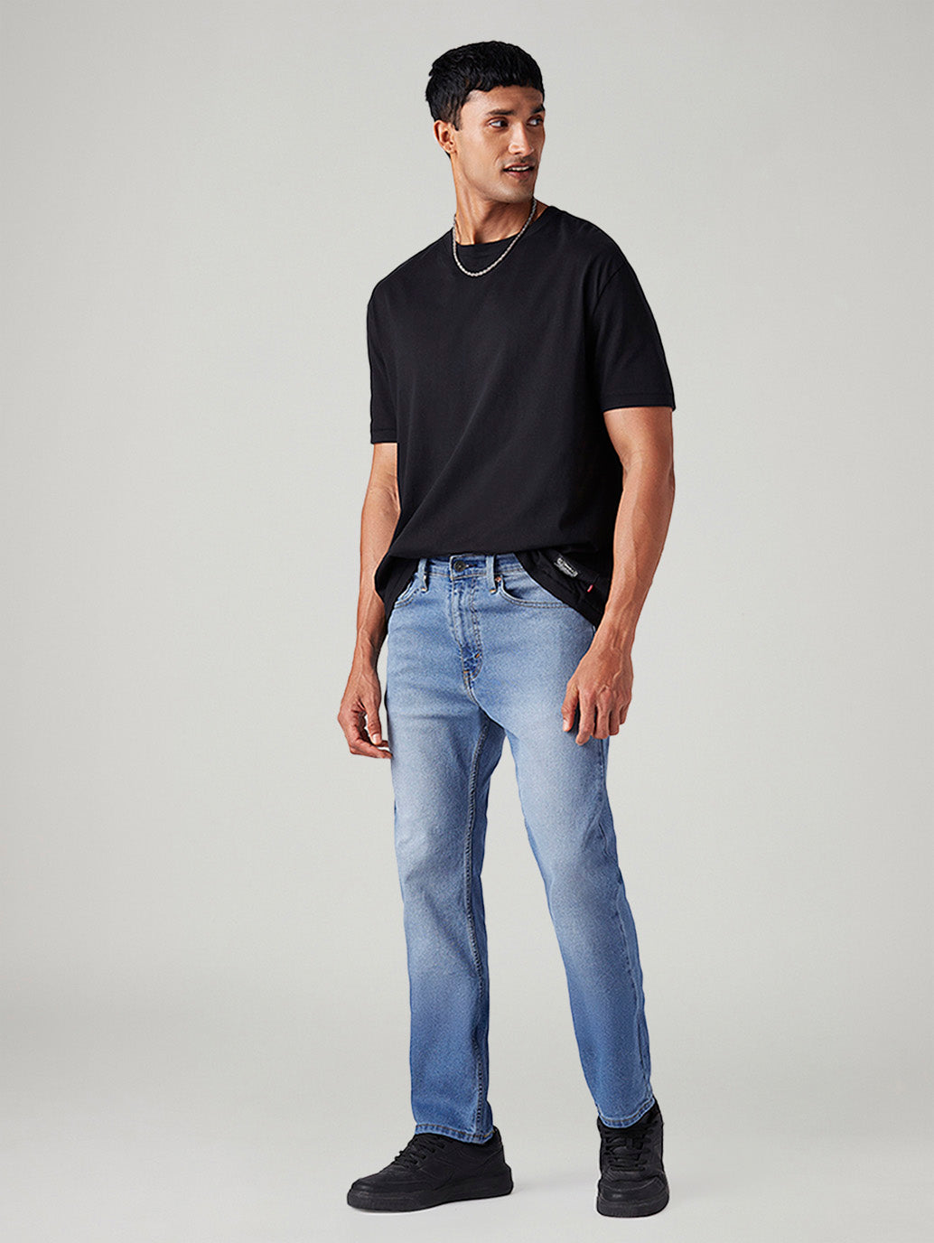 Men's 505 Light Blue Straight Fit Mid Rise Jeans