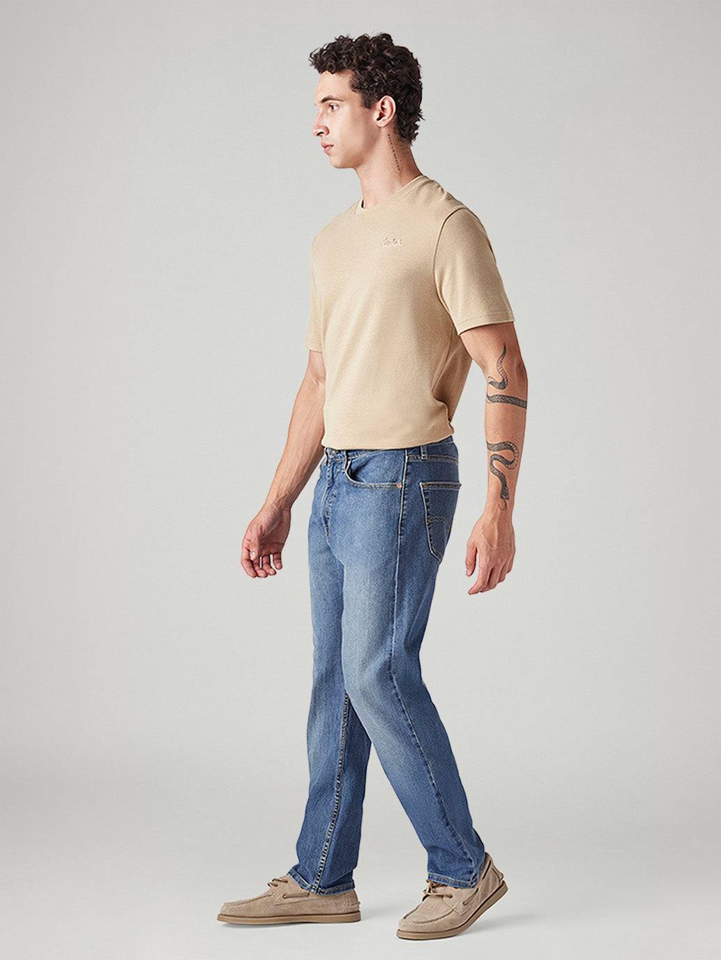 Men's 505 Med Indigo Straight Fit Mid Rise Jeans - Side View