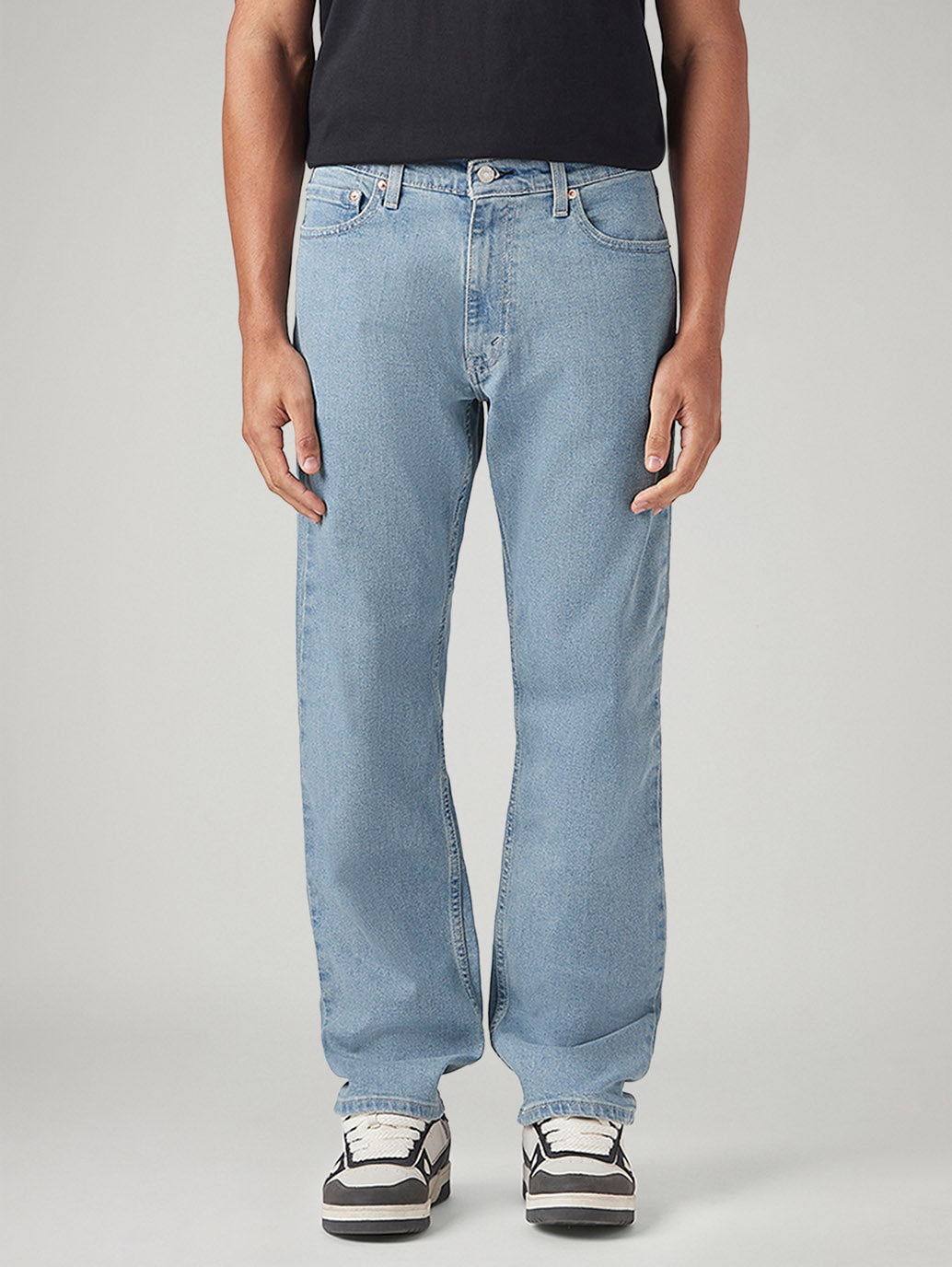 Men's 555 Light Blue Relaxed Straight Fit Mid Rise Tinted Jeans - Front View
