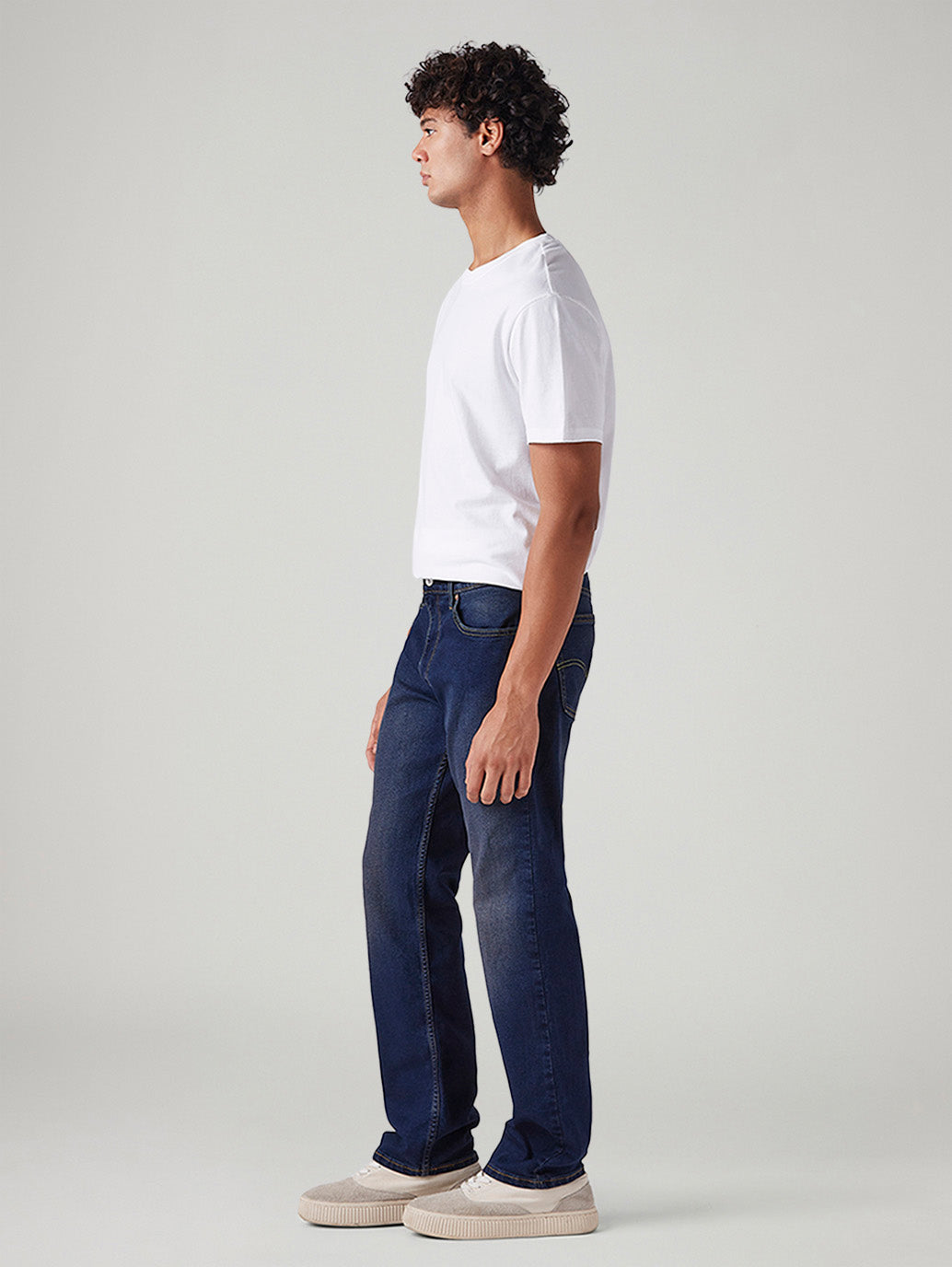 Men's 555 Dark Blue Relaxed Straight Fit Mid Rise Tinted Jeans - Side View