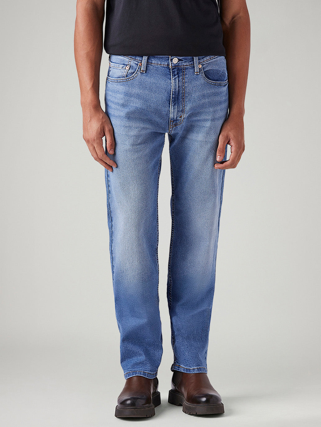 Men's 555 Light Blue Relaxed Straight Fit Mid Rise Jeans - Front View