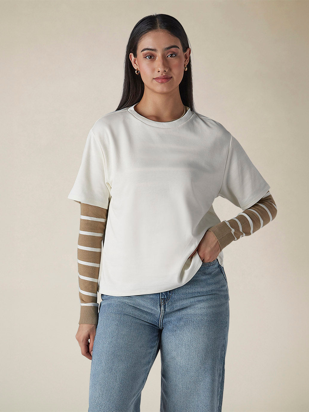 Women's Solid Crew Neck Relaxed Fit Interlock T-Shirt