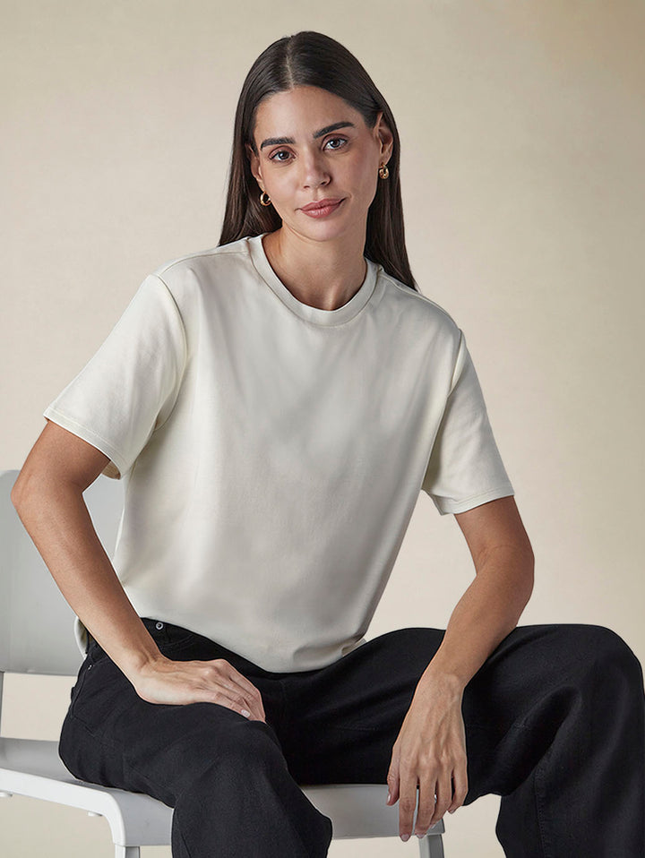Women's Solid Crew Neck Relaxed Fit Interlock T-Shirt